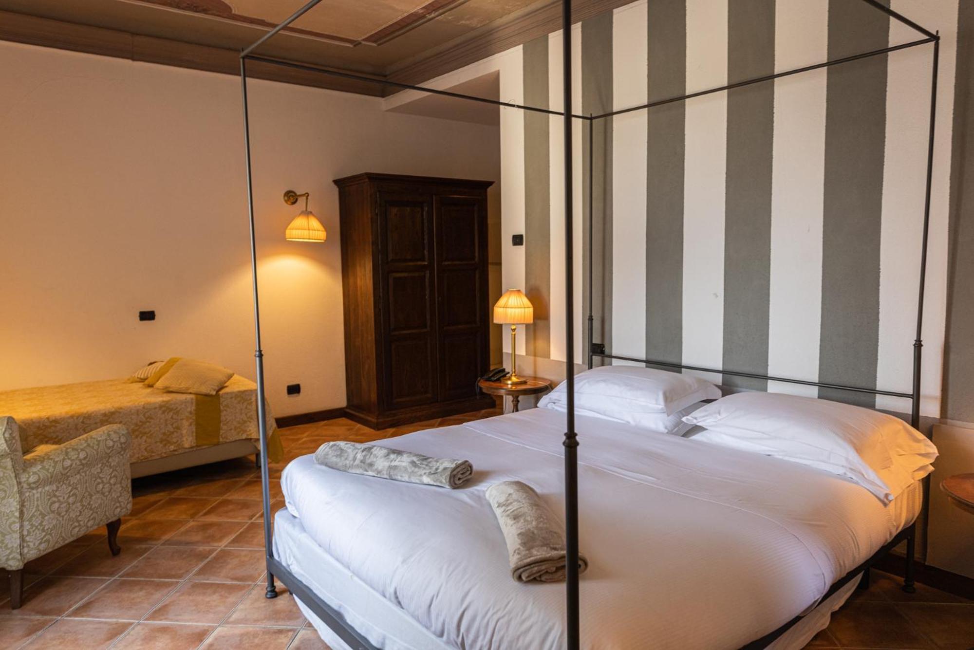 Al Castello Resort Sillavengo Εξωτερικό φωτογραφία