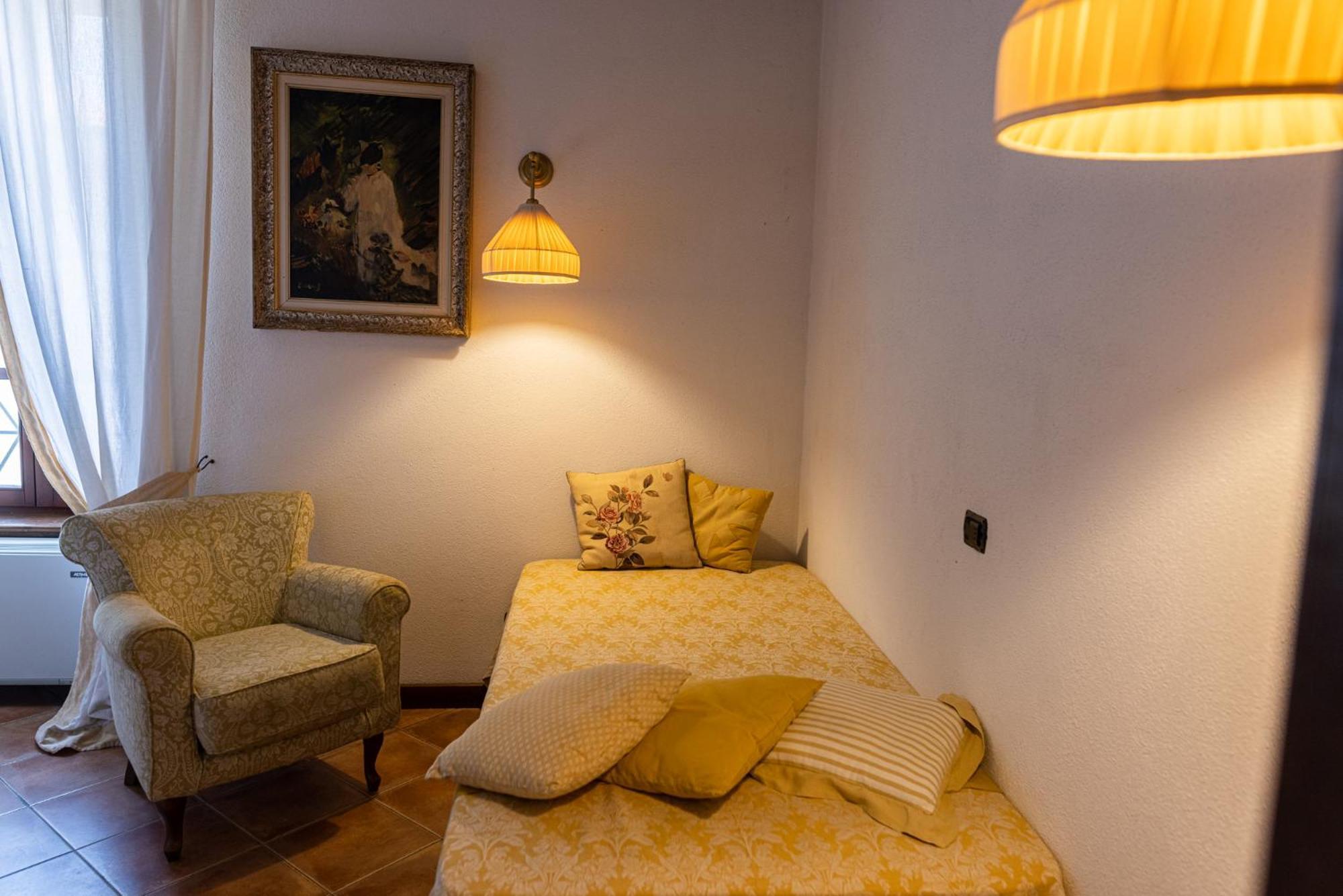 Al Castello Resort Sillavengo Εξωτερικό φωτογραφία
