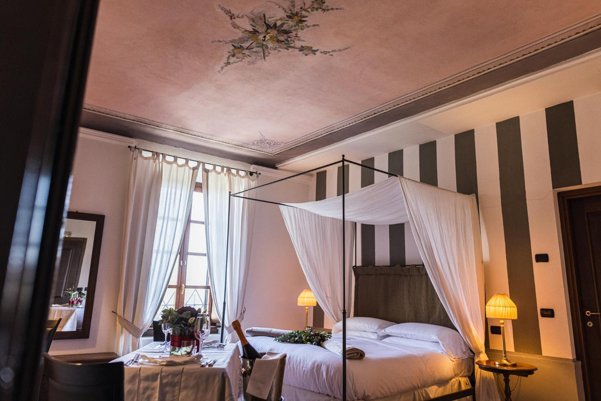 Al Castello Resort Sillavengo Εξωτερικό φωτογραφία
