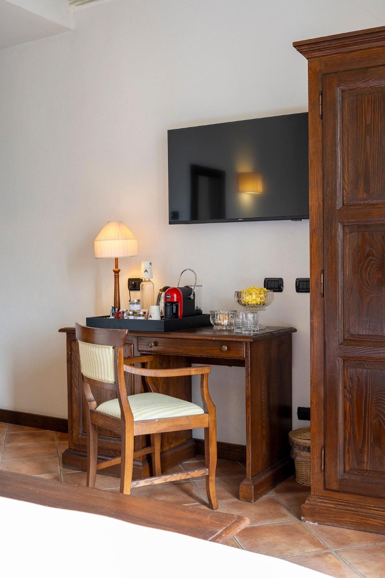 Al Castello Resort Sillavengo Εξωτερικό φωτογραφία